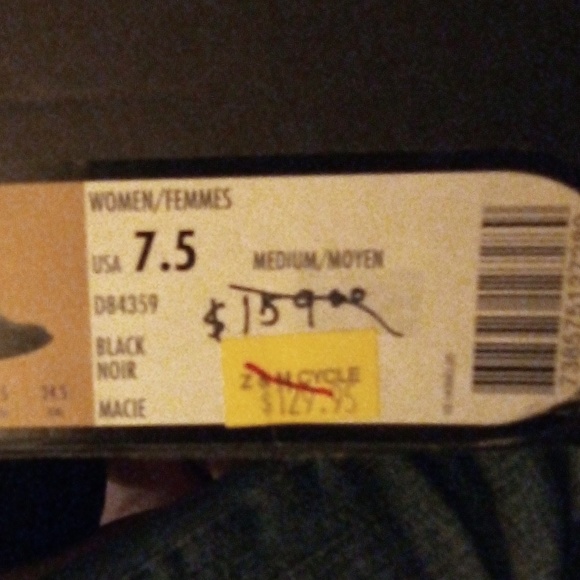 Boots - Picture 5 of 6